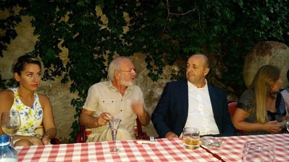 11120034_908651672522560_744358665_n